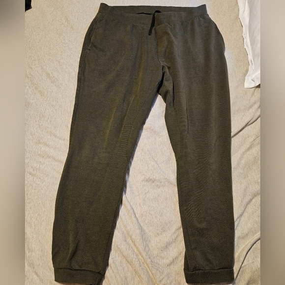 GAP Pants - Gap fit jogger lg